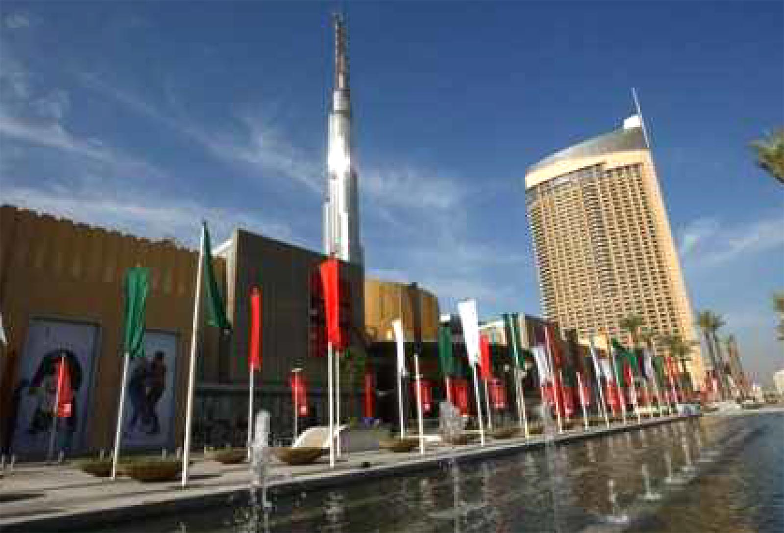  Dubai Mall – Dubai  (the shopping centre of 3,6 mil. m² and  “Burj Dubai”, the tallest skyscraper, over 800 m.)  